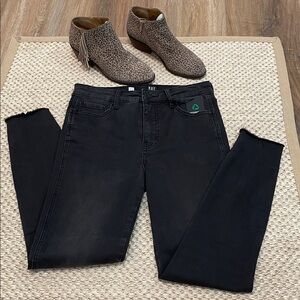 Kut from the Kloth High Rise Jean in Washed Black Size 4